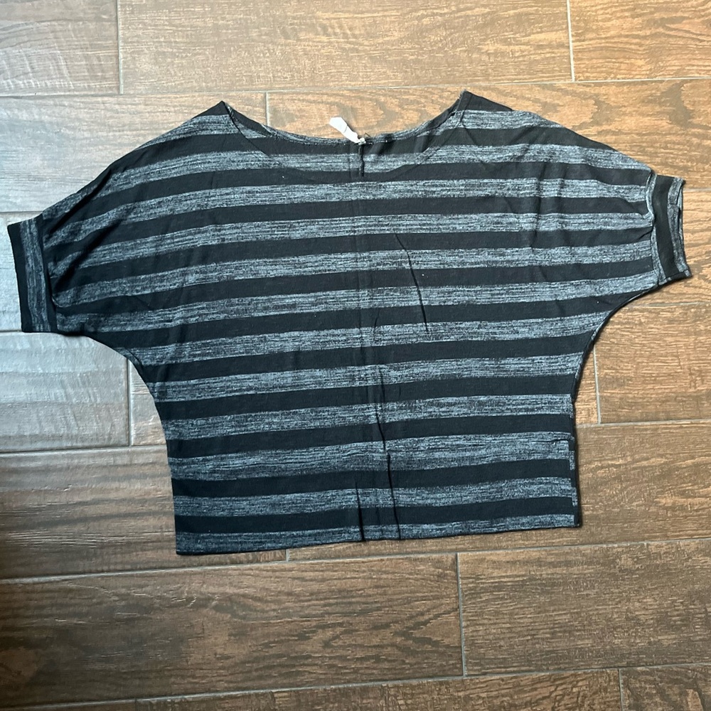 Black and grey striped cropped loose fit shirt